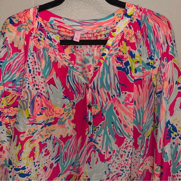 Lilly Pulitzer Pink and Blue 100% Silk Floral Blouse - Picture 4 of 4